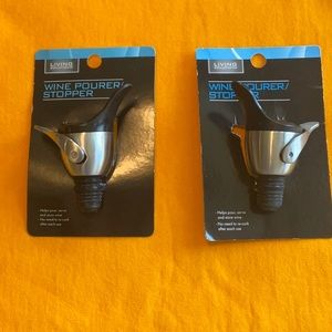 Living Solutions Wine Pourer/Stopper, NIP